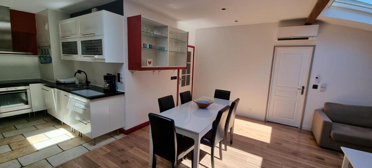 Chambre D'Hotes Sde, Wc Prive Climatise Dans Loft 80M2 Espace Commun Avec Les Habitants Salon Et Cuisine Lägenhet Toulon Exteriör bild